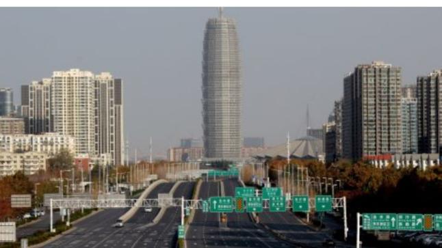 تشنغتشو الصينية موطن أكبر مصنع iPhone في العالم تنهي إغلاق Covid ومدن أخرى تفعل الشيء نفسه