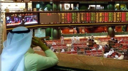 تقلب أسعار النفط.. وتباين أسواق الخليج لرفع الفائدة