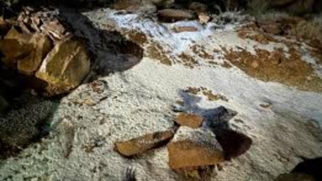 تعود الثلوج للمرة الرابعة على جبل اللوز في ذلك العام