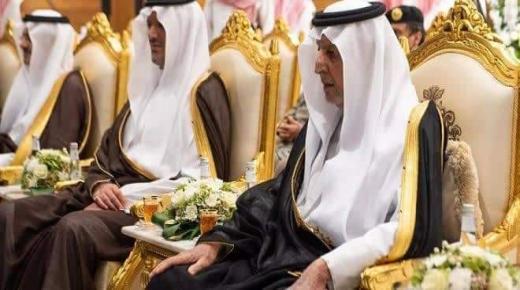الأمير خالد الفيصل يحتفل بتخريج الدفعة الـ 70 من جامعة أم القرى