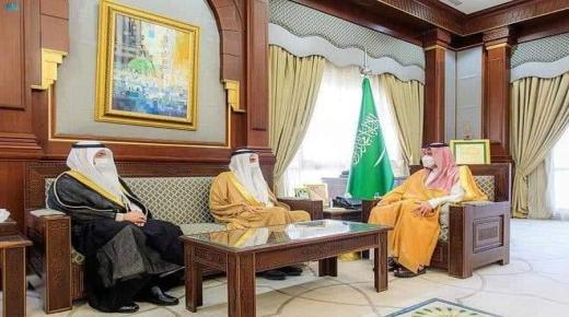 أمير المدينة المنورة يستقبل وزير الحج والعمرة لإستعراض برنامج خدمة ضيوف الرحمن