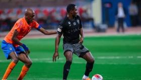 فوز الفيحاء على الهلال وصعوده للمركز السادس